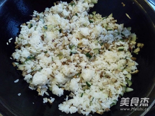 Fried Rice with Tofu and Cucumber recipe