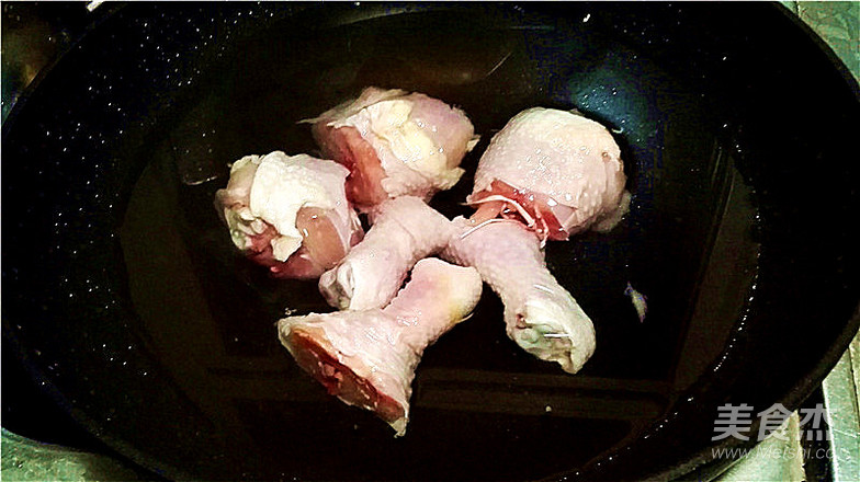 The Best Meat and Vegetable Combination that Makes People Want to Stop - Chicken Pot recipe