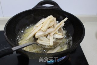 Stir-fried Lotus Root Strips recipe