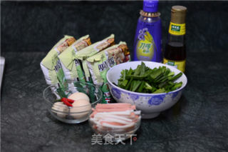 [qq Noodles with Crab Sticks and Chives] recipe