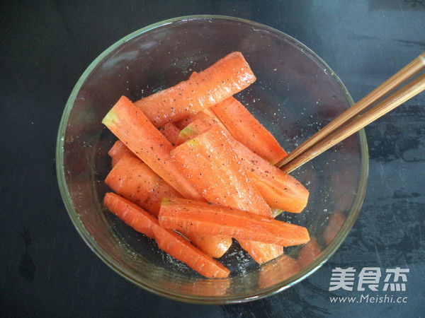 Roasted Carrots with Black Pepper recipe