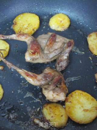 [flying Birds and Animals] Pan-fried Rosemary Quail recipe