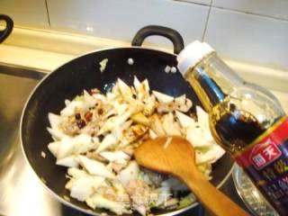 Stir-fried Cabbage with Sliced Pork in Black Bean Sauce recipe