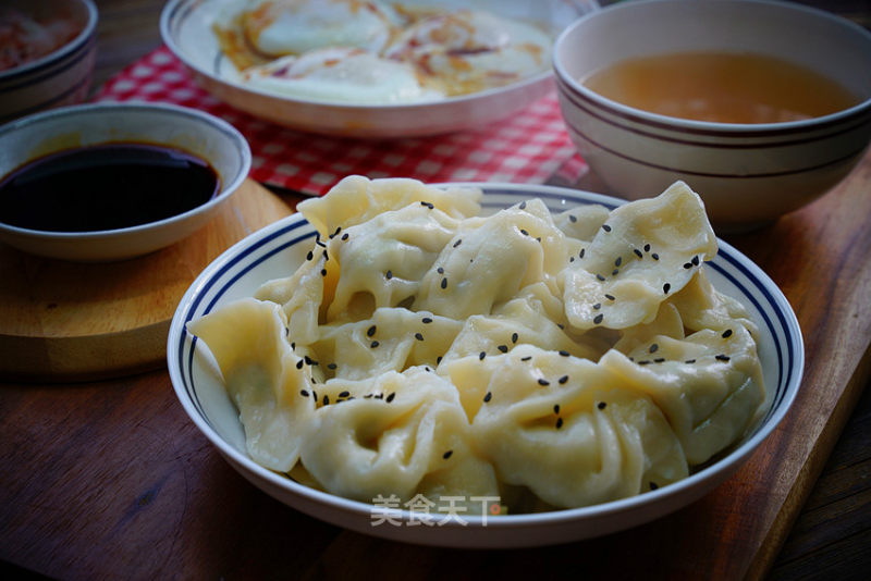 Broccoli Meat Dumplings recipe