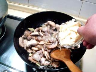 Stir-fried "mushroom Slices with Oyster Sauce" recipe