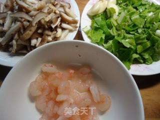 Creative Q Version Shiitake Mushroom and Shrimp Intestine Noodles recipe