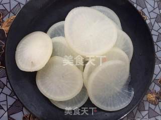 Radish Oil Residue and Fresh Meat Dumplings recipe