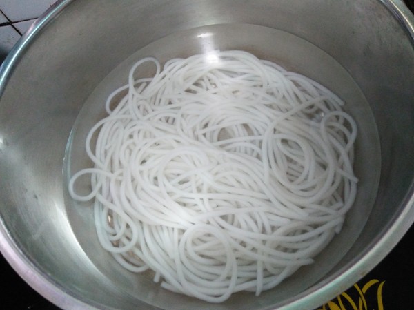 Su Mi Noodles recipe