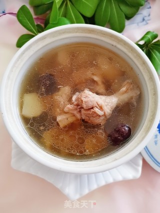 Duck Legs, Red Dates and Pear Soup recipe