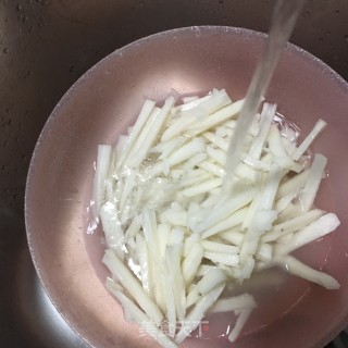 Home-style Fried Lotus Root recipe