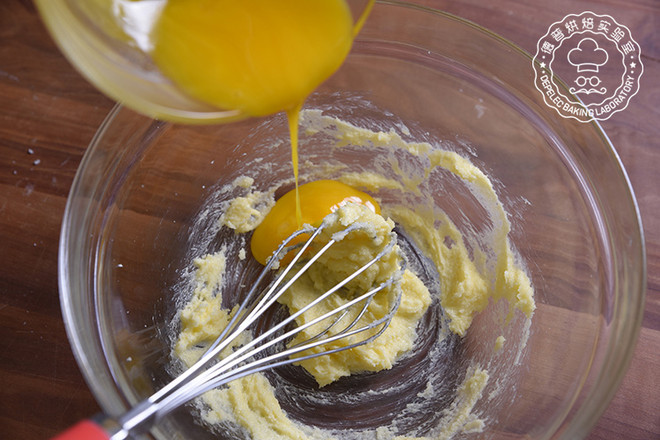 Golden Coconut Ball recipe