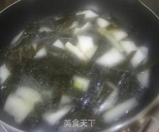 Winter Melon Seaweed Soup recipe