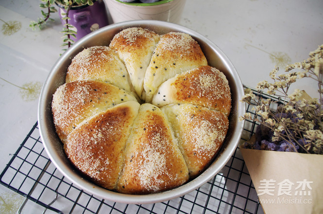 Yogurt Flower Bread recipe