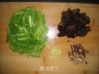 Vegetarian Stir-fried Garlic Sprouts recipe