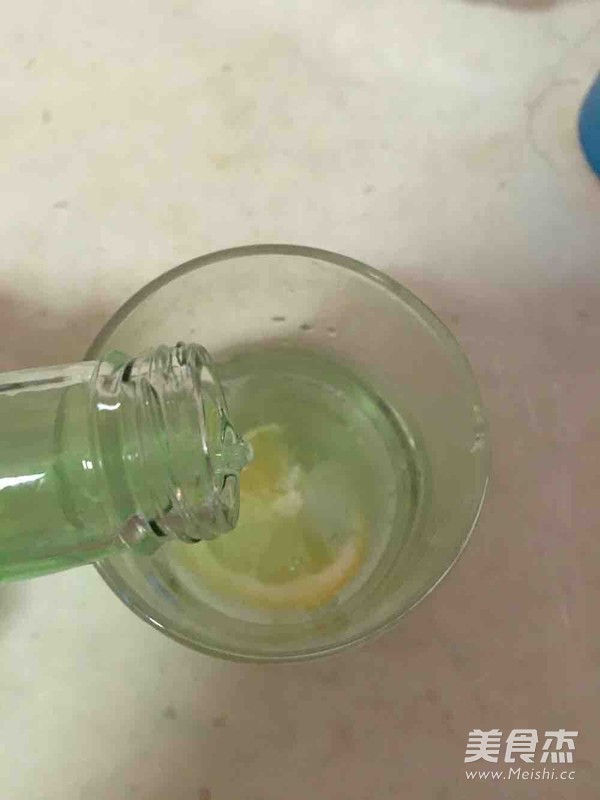 Green Ocean (lemon Flavor Sparkling Wine) recipe