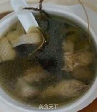 Five Fingers Hairy Peach Root Chicken Soup recipe