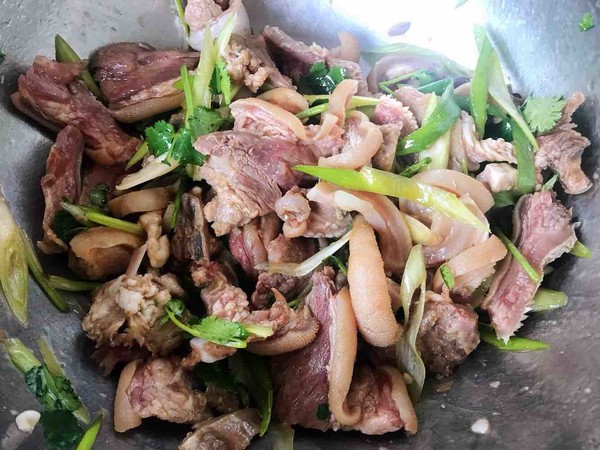 Lamb Face with Chives recipe