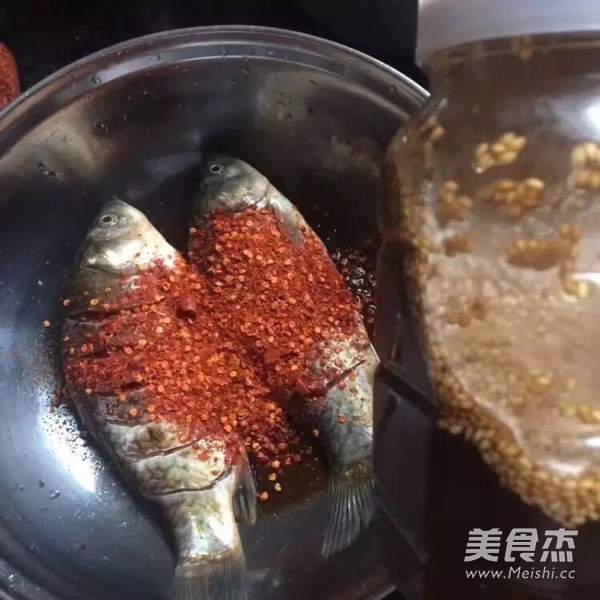 Spicy Saliva Grilled Fish recipe