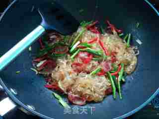 Stir-fried Vermicelli with Sausage recipe