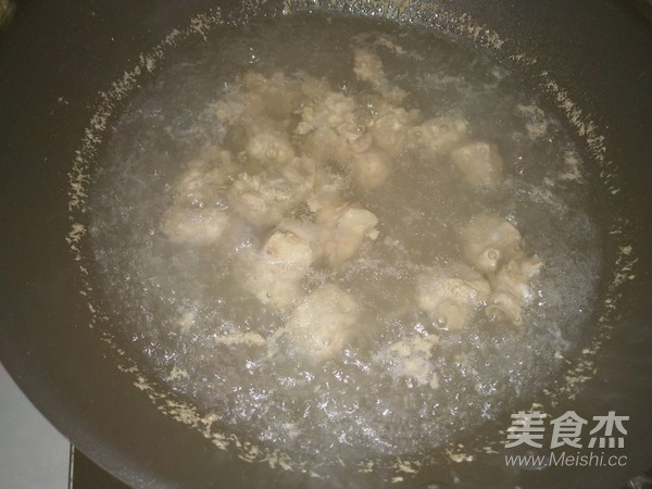 Pork Ribs and Lotus Root Soup recipe