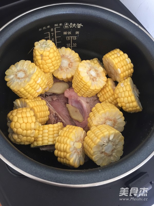 The Bowl of Bone Soup in My Memory recipe