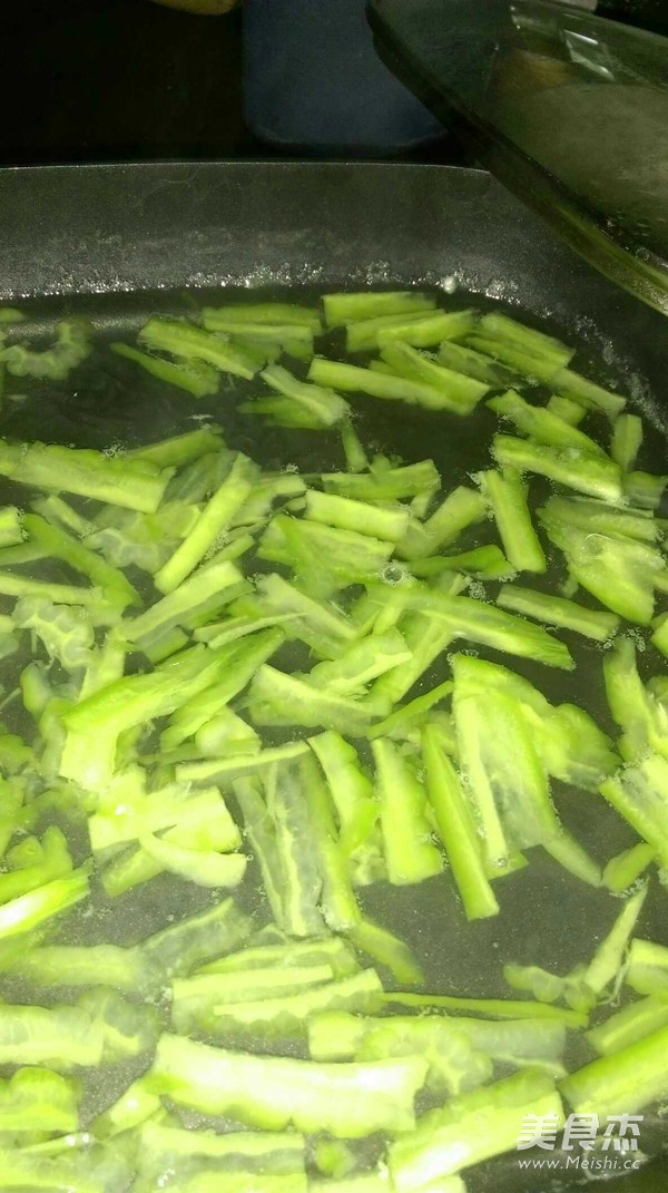 Bitter Gourd Mixed with Stings recipe