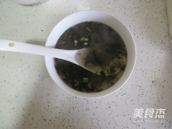 Seaweed Noodle Soup recipe