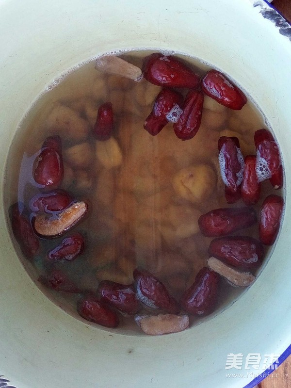 Red Bean Chestnut Apple Soup recipe