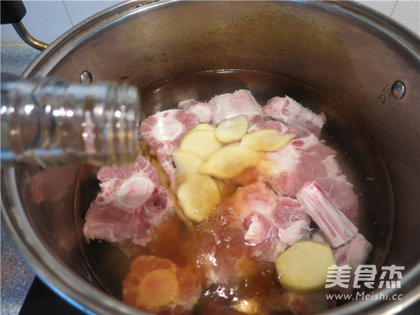 Big Qi and Blood Oxtail Soup recipe