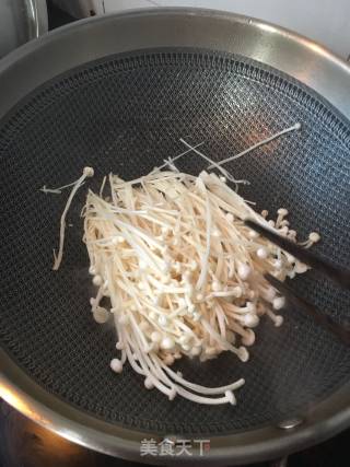 Enoki Mushroom Eggs recipe