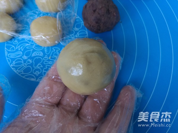 Mooncakes with Red Bean Paste recipe