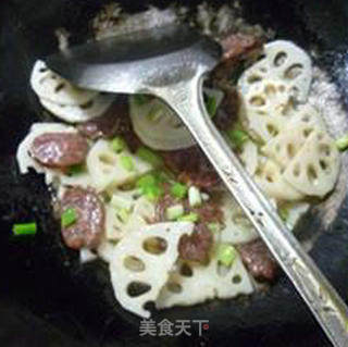 Stir-fried Lotus Root with Spicy Sausage recipe