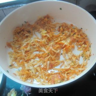 Curry Egg Fried Noodles recipe