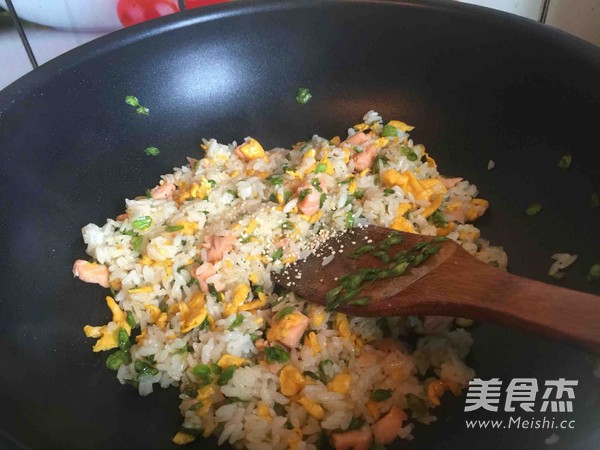 Fried Rice with Yuqian Salmon Egg recipe