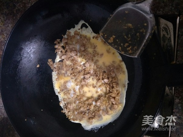 Minced Meat, Egg and Dried Radish recipe