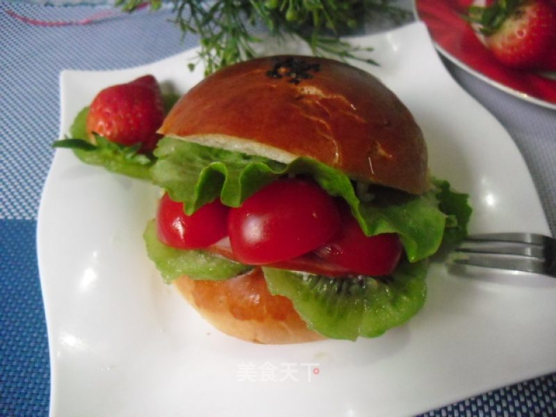 Fruit and Vegetable Salad Burger recipe