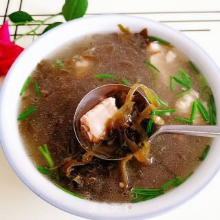 Seaweed Pork Ribs Soup recipe