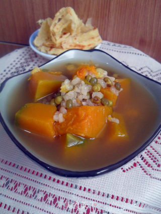 Pumpkin Soup with Mung Beans and Rice recipe