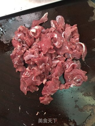 Stir-fried Beef with Celery recipe