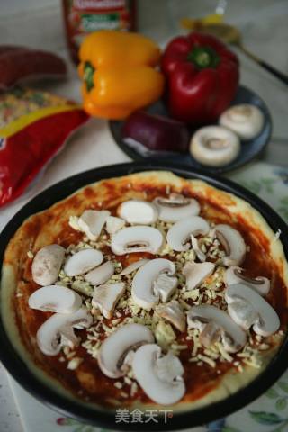 9 Inch Shrimp and Sausage Pizza recipe