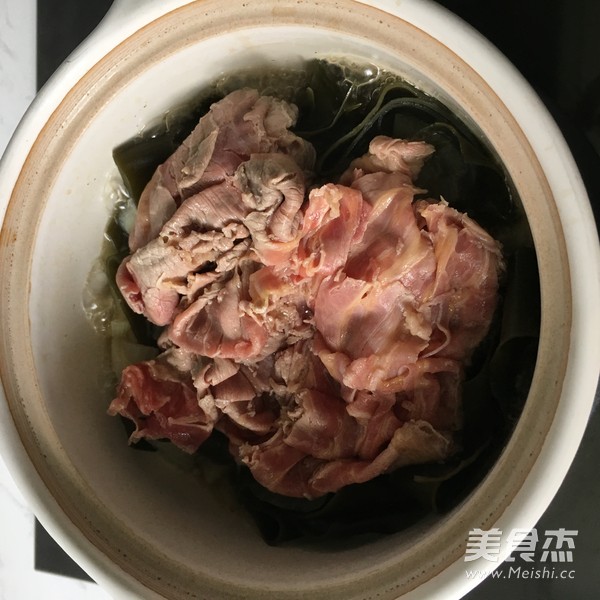 Kelp Beef Pot recipe