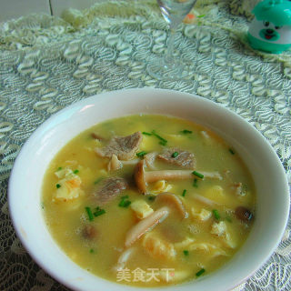 Shimeji Mushroom Meat Soup with Egg Skin recipe