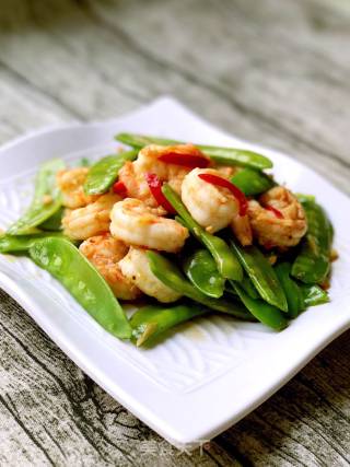 Fried Shrimp Balls with Snow Pea recipe