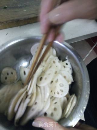 'mother's Taste' Cold Lotus Root Slices recipe