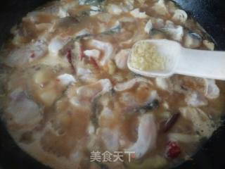 Stewed Grass Carp with Hime Mushroom recipe