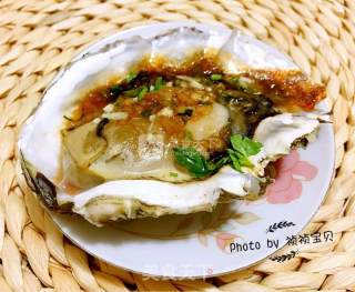 Grilled Oysters with Oyster Sauce and Garlic recipe