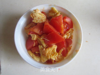 Tomato Egg Rice Noodles recipe