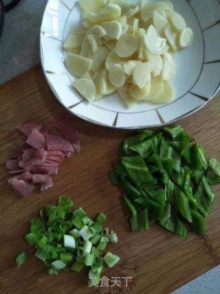 Stir-fried Rice White with Green Peppers recipe
