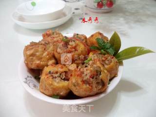 Fried Pork Vermicelli with Stuffed Tofu recipe