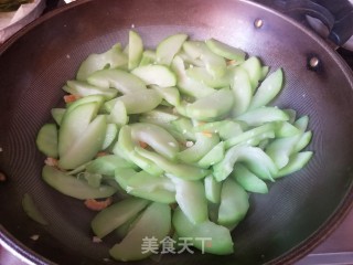 Fried Chayote with Sea Rice recipe